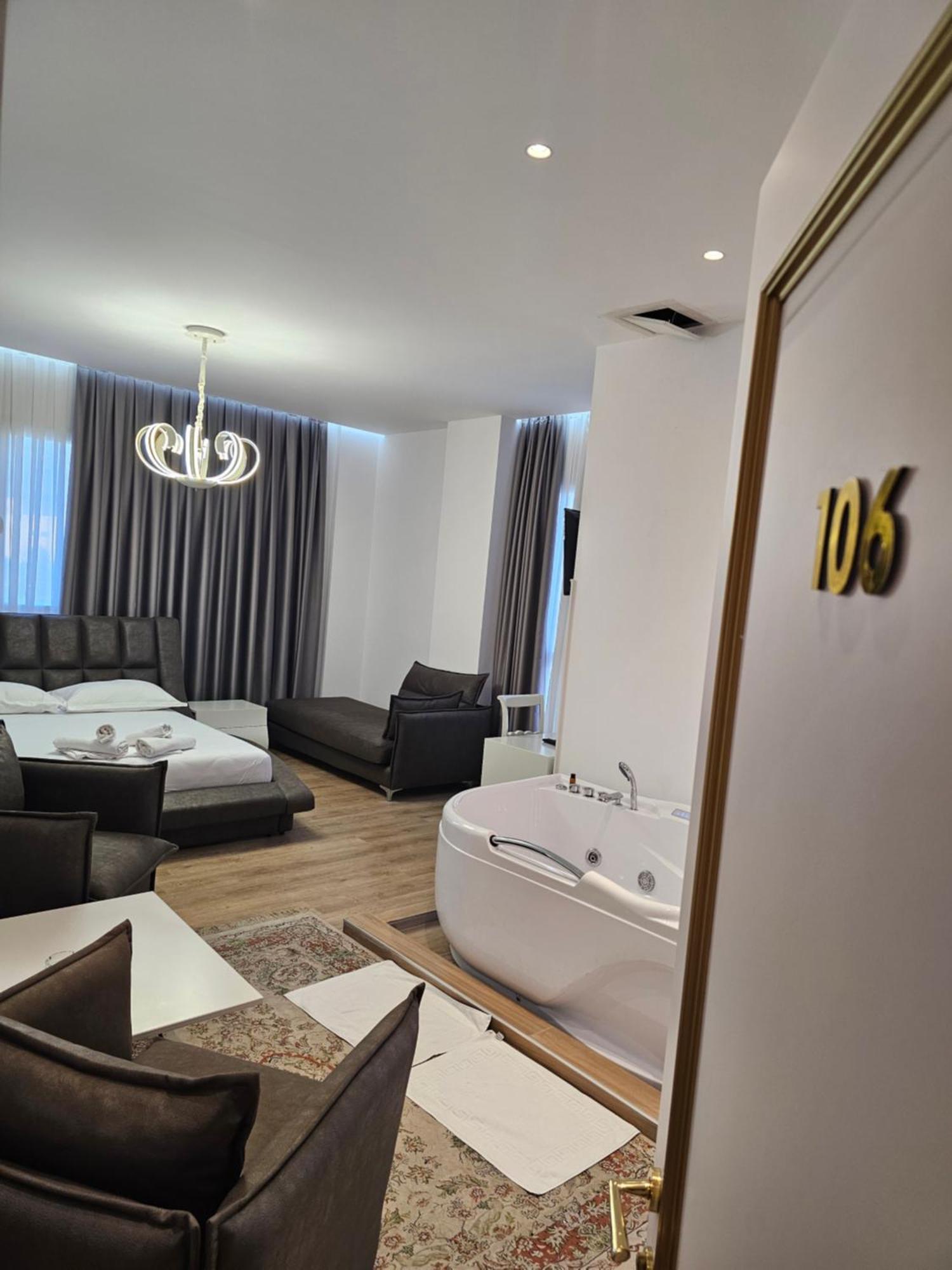 Hotel 3A Kashari Екстериор снимка