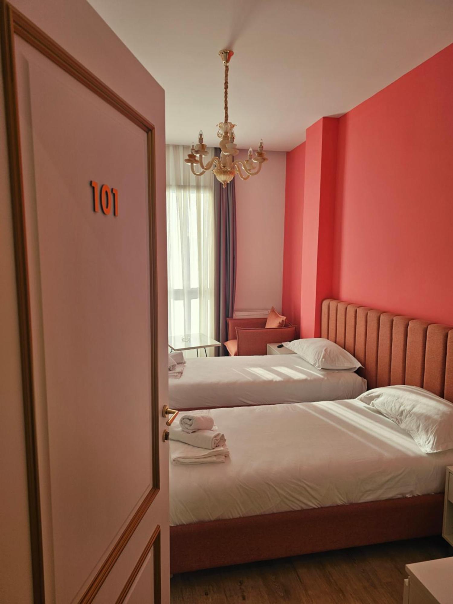 Hotel 3A Kashari Екстериор снимка