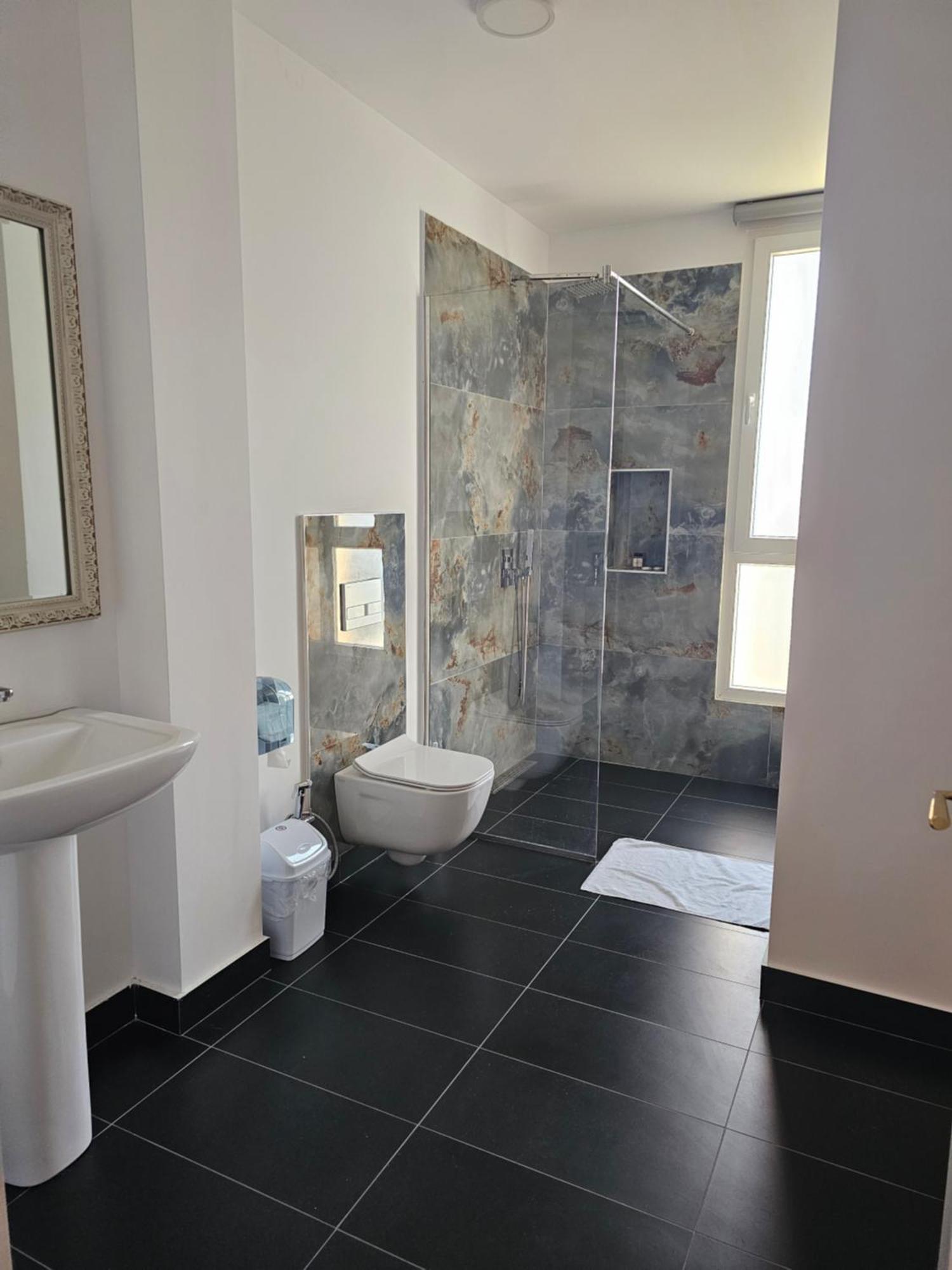 Hotel 3A Kashari Екстериор снимка